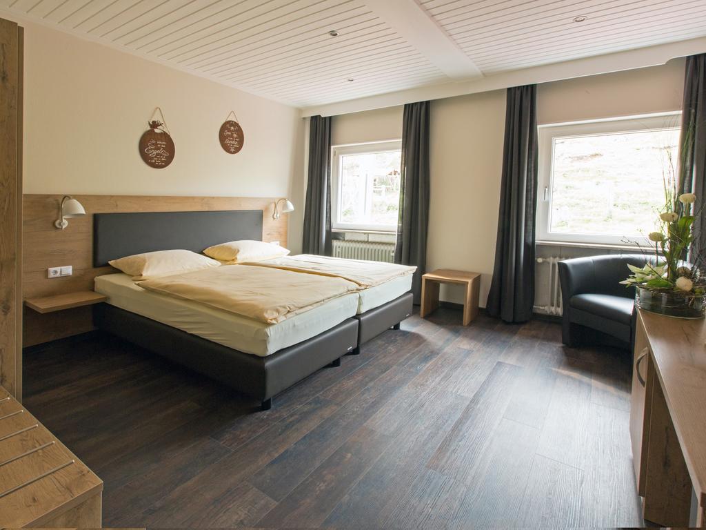 Hotel Kupper Eppenbrunn Extérieur photo