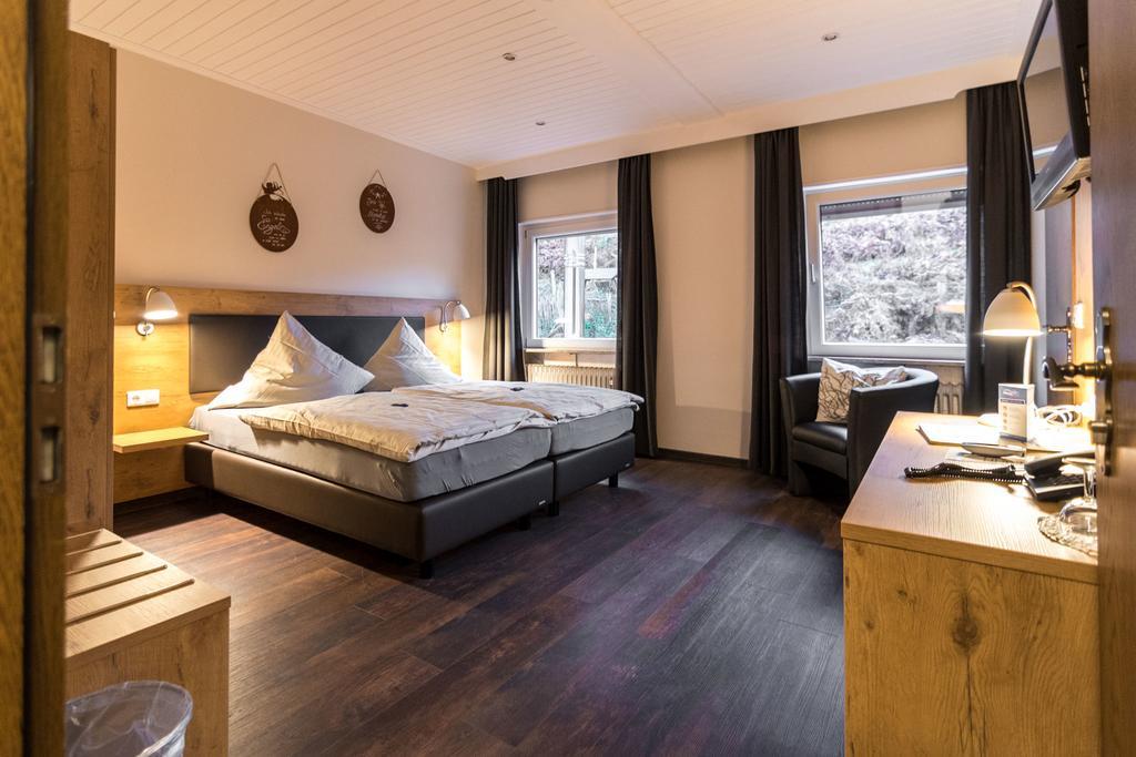 Hotel Kupper Eppenbrunn Extérieur photo